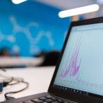 ¿Qué ventajas tiene aprender Python o R? ¿Cuál dará más oportunidades laborales en el futuro? ¿Cuál utilizan ahora la mayoría de las empresas?
